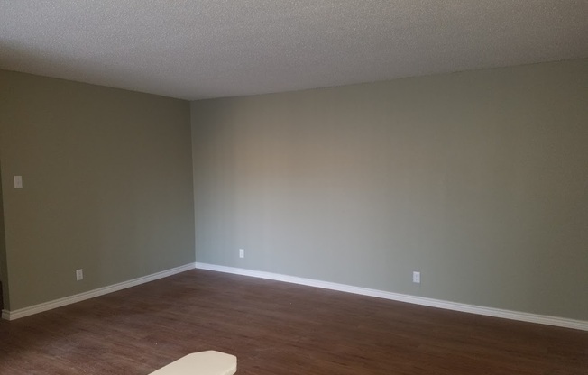 1 bed, 1 bath, 714 sqft, $840, Unit *605