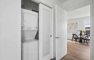 1 bed, 1 bath, 569 sqft, $2,699, Unit 601
