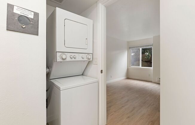 2 beds, 2 baths, 1,000 sqft, $2,895, Unit 3539 - 216