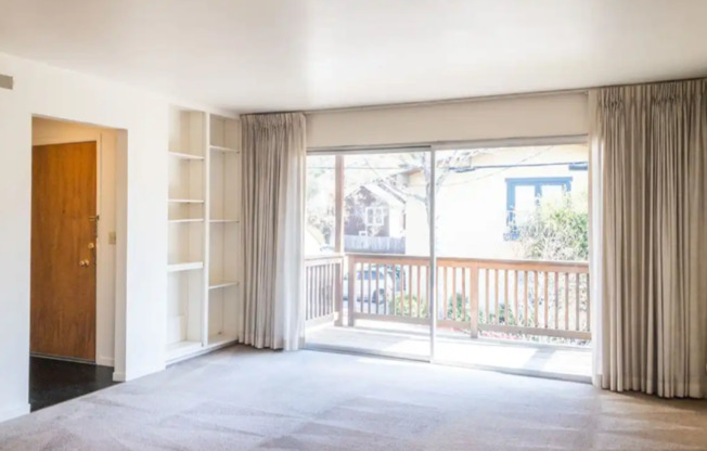 51 ESSEX ST