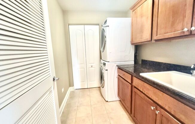 2 beds, 2.5 baths, 2,153 sqft, $3,200, Unit 419