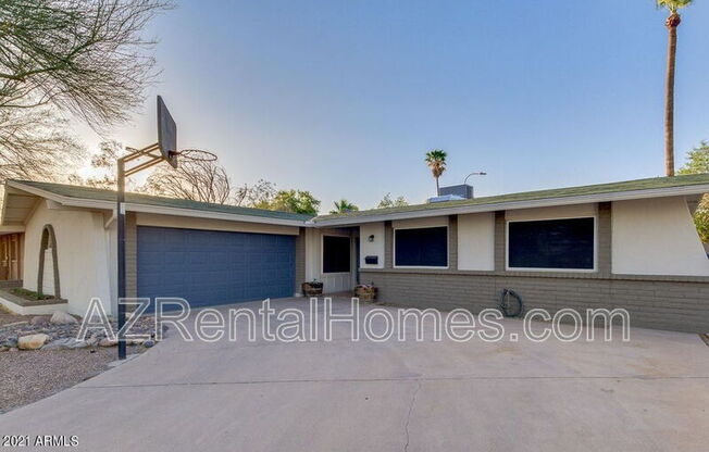 2110 W DE PALMA CIR