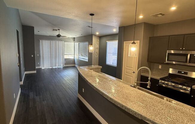 2 beds, 2 baths, $1,895, Unit # 204