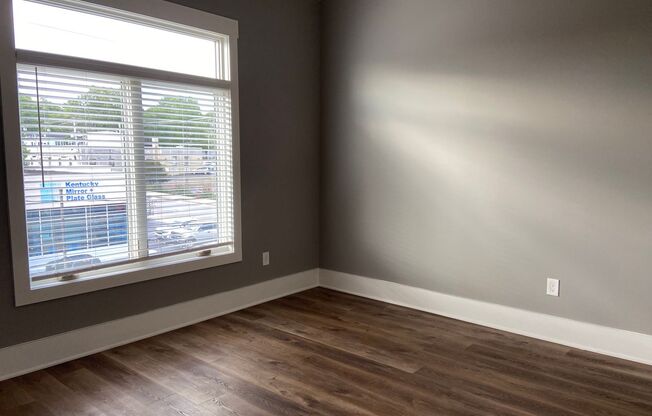 1 bed, 1 bath, 789 sqft, $925, Unit 29
