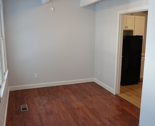 1 bed, 1 bath, 874 sqft, $1,850, Unit A