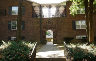 2124 Cherokee Parkway