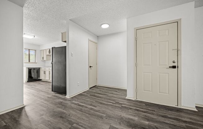3 beds, 2 baths, 1,123 sqft, $1,600, Unit F-04