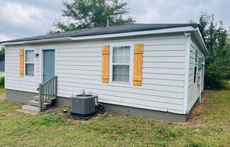 2 beds, 1 bath, $1,050