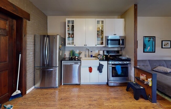 1 bed, 1 bath, 553 sqft, $2,395, Unit 6