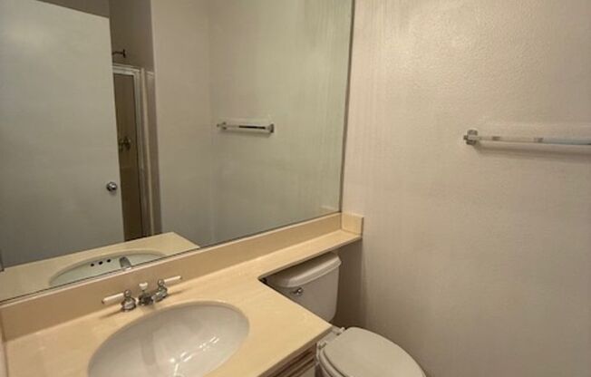 2 beds, 2 baths, $2,800