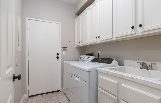 2 beds, 2.5 baths, $2,450, Unit # 101