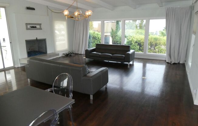 3 Bedroom Home for Rent in West Hollywood!