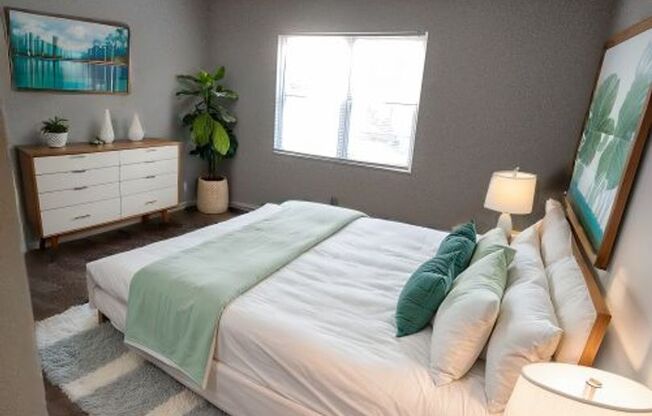 2 beds, 1 bath, 960 sqft, $959, Unit 4