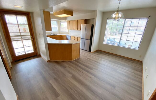 2 Bedroom In Youngtown Available!