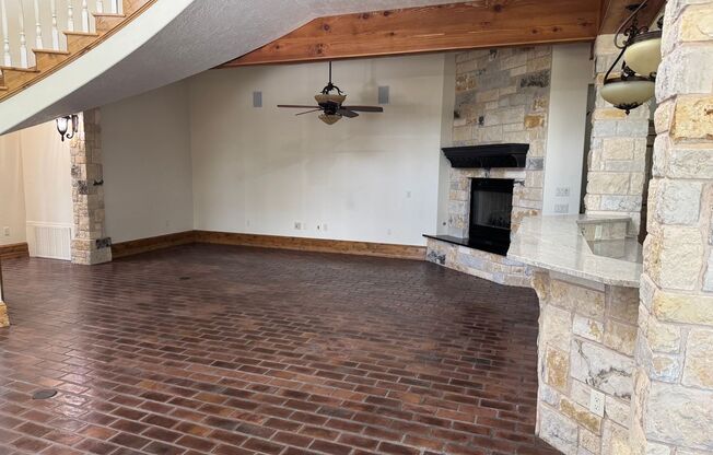 507 East 16th Street