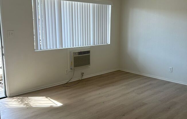 DIAMOND LANE (1310) 4 PLEX