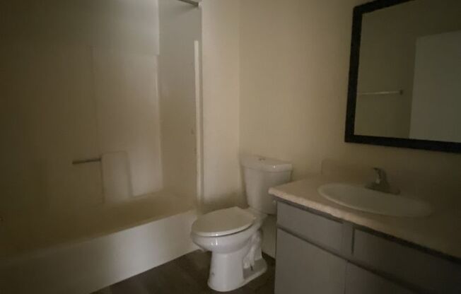 1 bed, 1 bath, $1,195, Unit 21