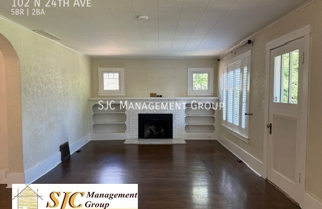 102 N 24 AVE