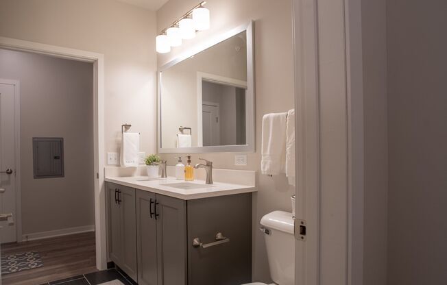 1 bed, 1 bath, 724 sqft, $1,895, Unit 214