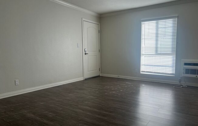 1 bed, 1 bath, 625 sqft, $2,210, Unit 2011