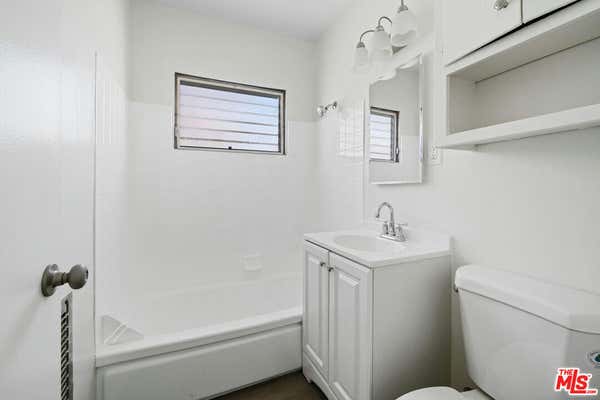 Studio, 1 bath, 230 sqft, $1,500, Unit 8