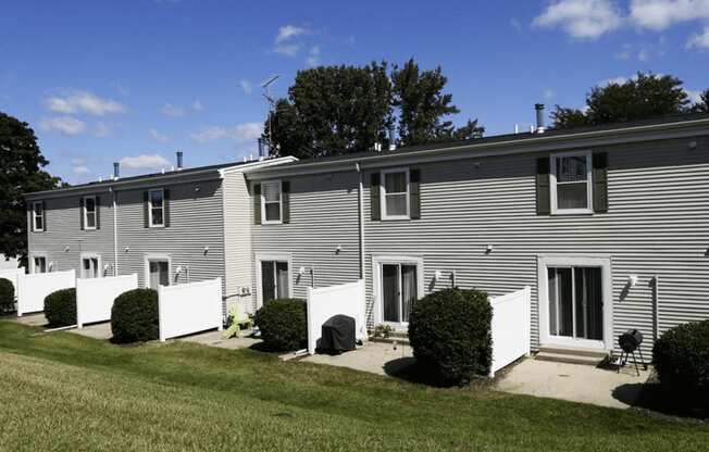 Grand Rapids apartments with private patio