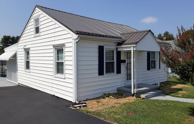 Radford, 3 BR / 1 BA, Available now