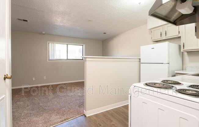844 N WACO AVE
