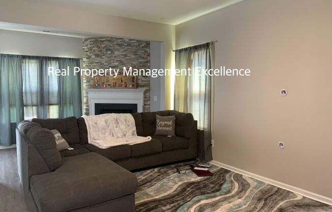 Gorgeous End-Unit TH In Desired Cary Location, Apply Now!