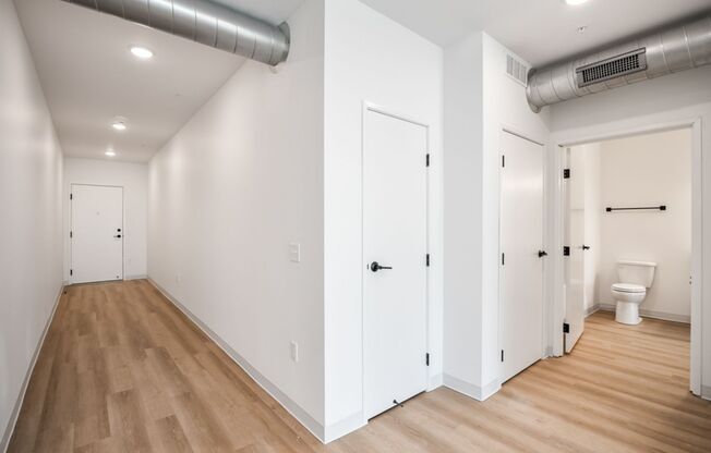 2 beds, 2 baths, 1,324 sqft, $2,200, Unit 333