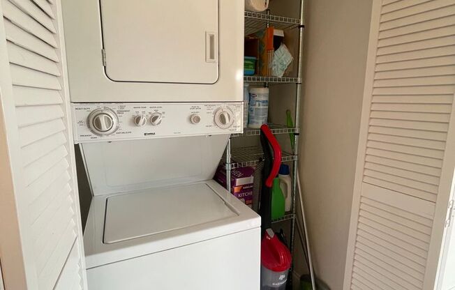 1 bed, 1 bath, $2,000