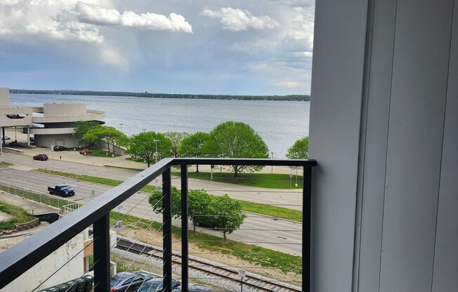 1 bed, 1 bath, 808 sqft, $2,450, Unit #425