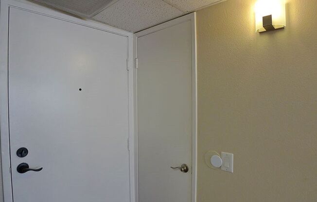 1 bed, 1 bath, 650 sqft, $2,095, Unit 212