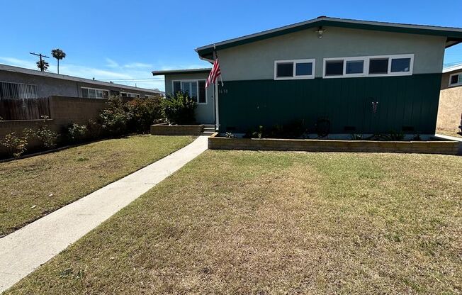 Beautiful 3 Bedroom 2 Bath !!