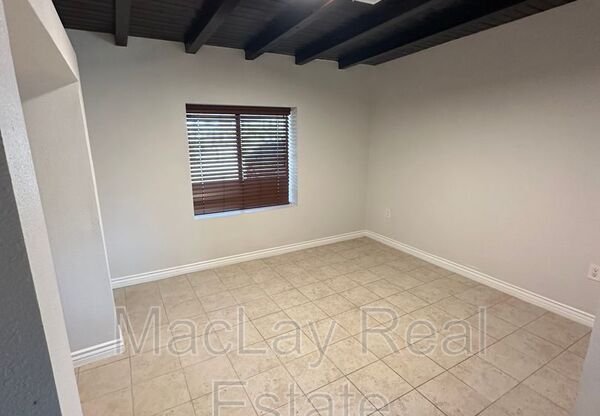 3 beds, 2 baths, 1,740 sqft, $2,200