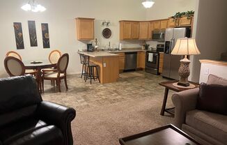 3 beds, 2 baths, $1,800, Unit 127