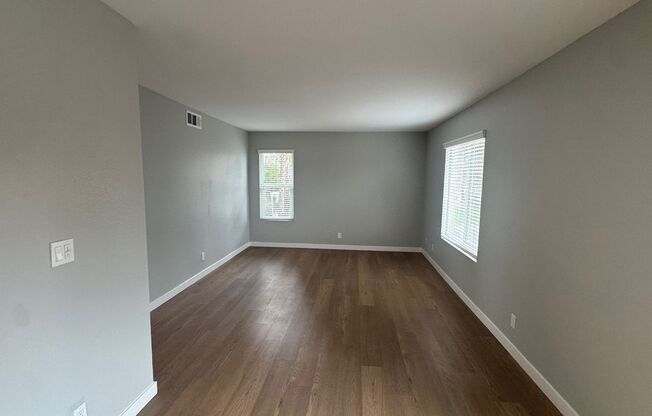 2 beds, 1 bath, 875 sqft, $2,495, Unit 2