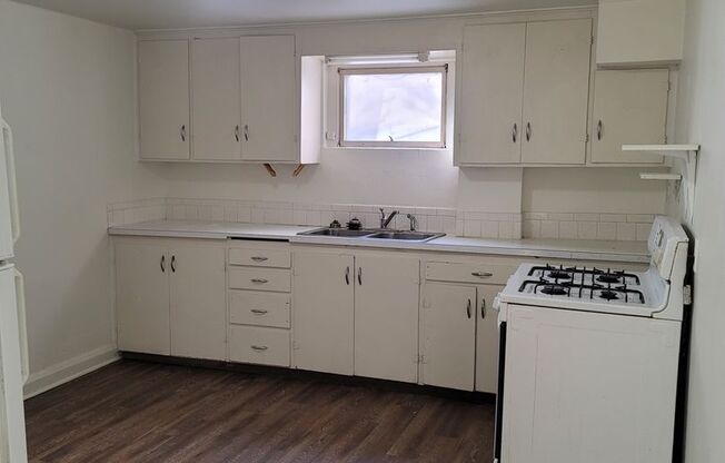 1 bed, 1 bath, $1,325