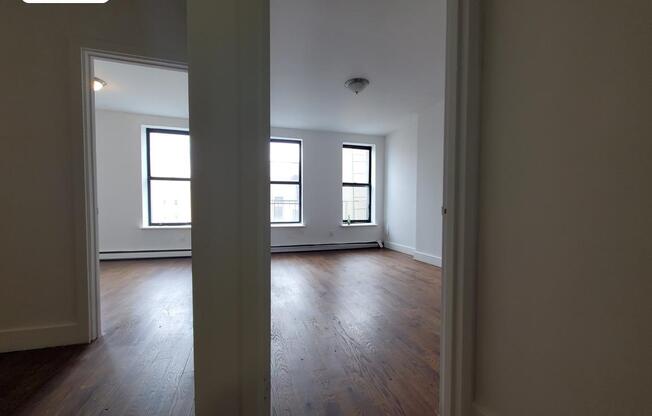 1 bed, 1 bath, $2,739, Unit 5A