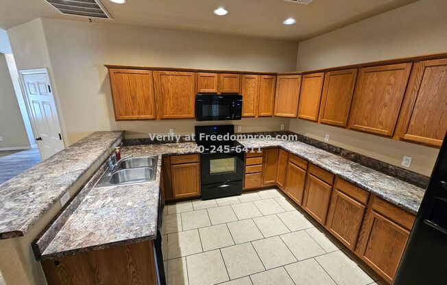 Newer Home!  Convenient Location to St. Mary's & Community Hospital