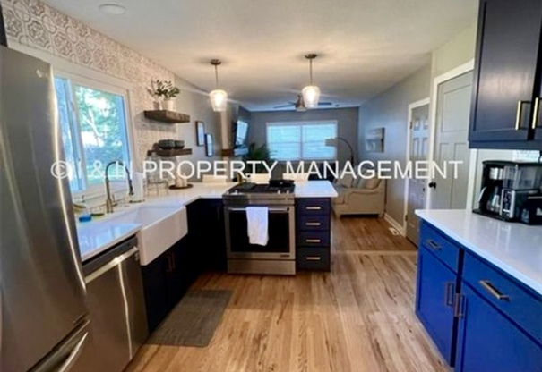 10328 BEVERLY DR