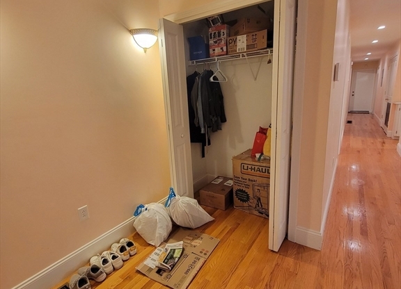 9 ELMORE ST