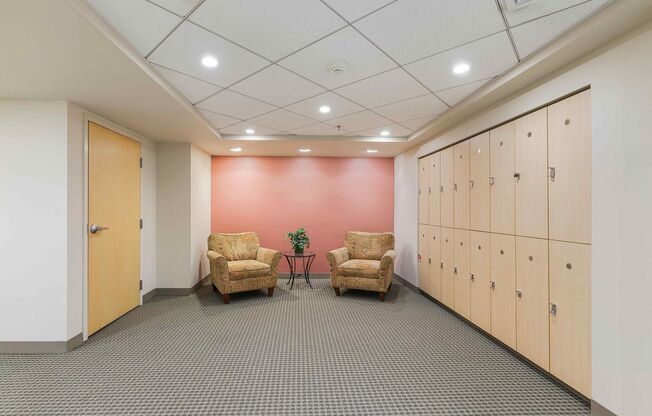 1 bed, 1 bath, 908 sqft, $3,000, Unit T103