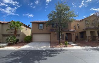 Wonderful 3 bed/2.5 bath home located in the SW area