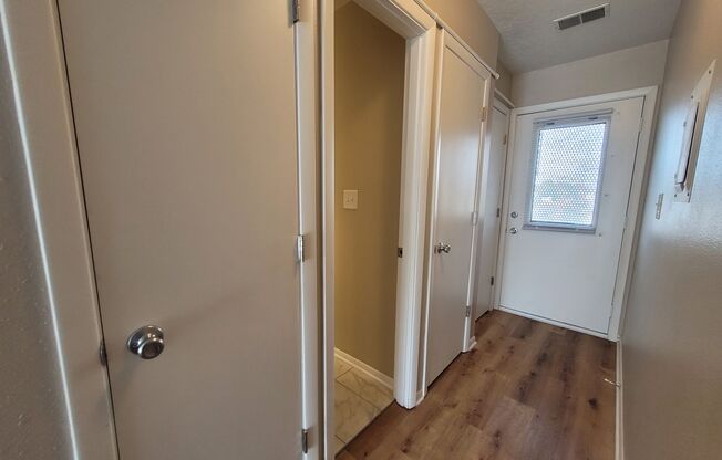 1 bed, 1 bath, $749, Unit 815-11