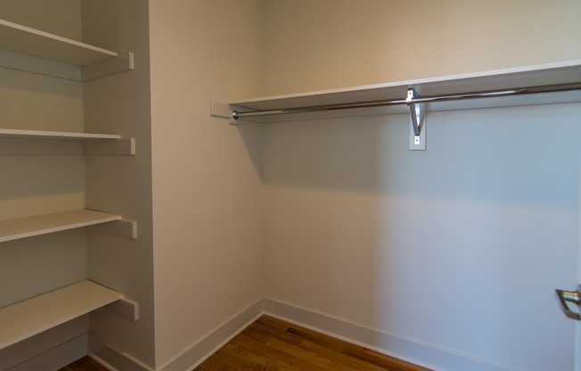 1 bed, 2 baths, 1,181 sqft, $3,050, Unit 4E