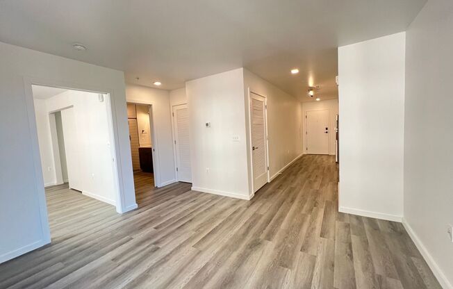 1 bed, 1 bath, 545 sqft, $1,704, Unit 511