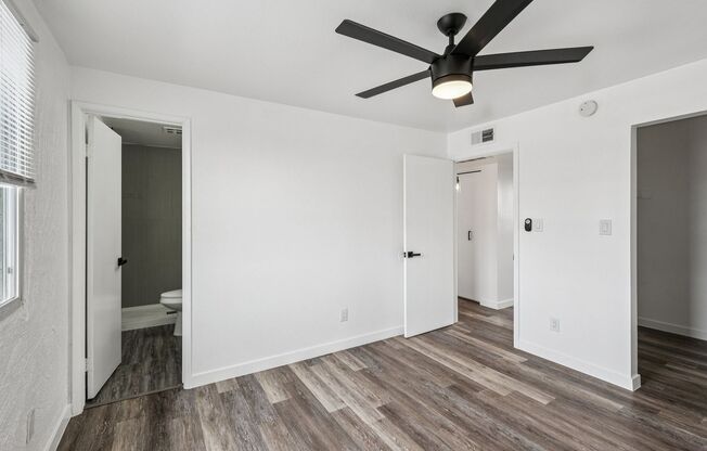 2 beds, 2 baths, 890 sqft, $1,549, Unit 229