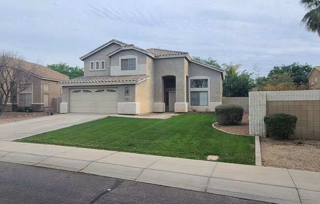 5-bedroom in the heart of Gilbert