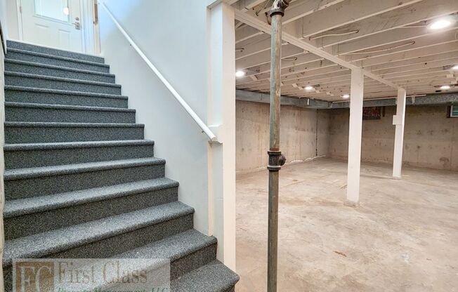 3 beds, 3 baths, 2,620 sqft, $2,895, Unit 01 / K629